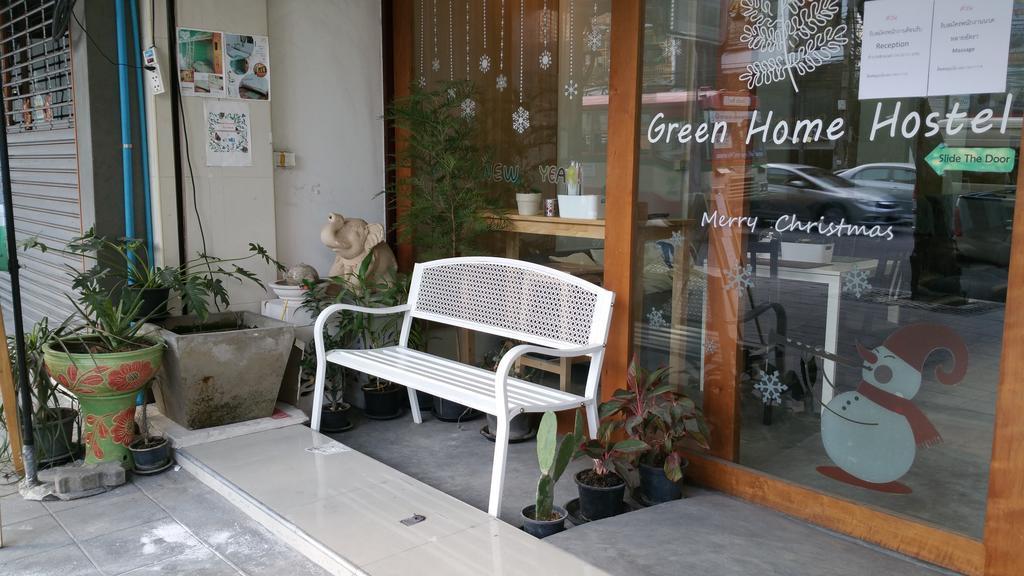 Green Home Hostel And Massage Бангкок Екстер'єр фото