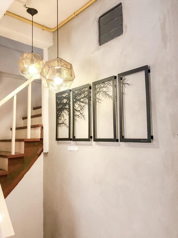 Green Home Hostel And Massage Бангкок Екстер'єр фото